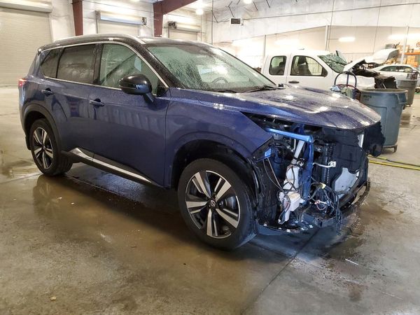 2021 NISSAN ROGUE PLATINUM — Passenger 3/4