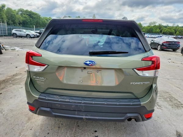 2021 SUBARU FORESTER Premium — DIRR