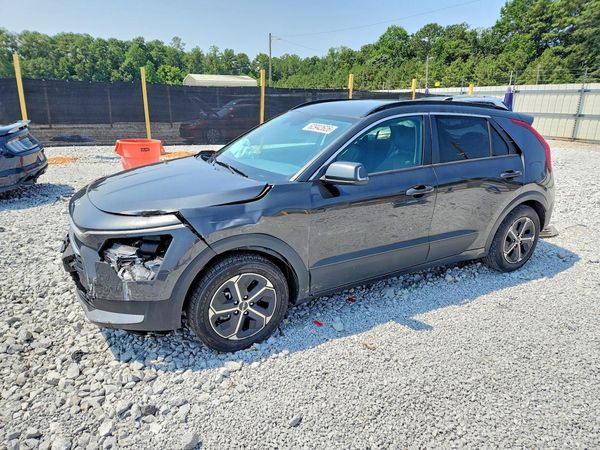 2023 KIA NIRO EX