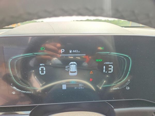 2023 KIA NIRO EX