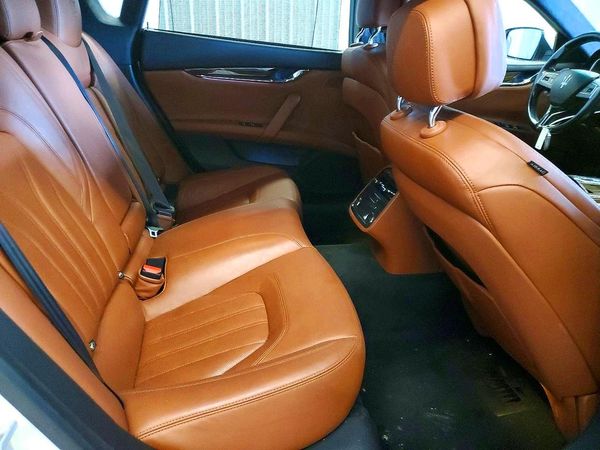 2015 MASERATI QUATTROPORTE