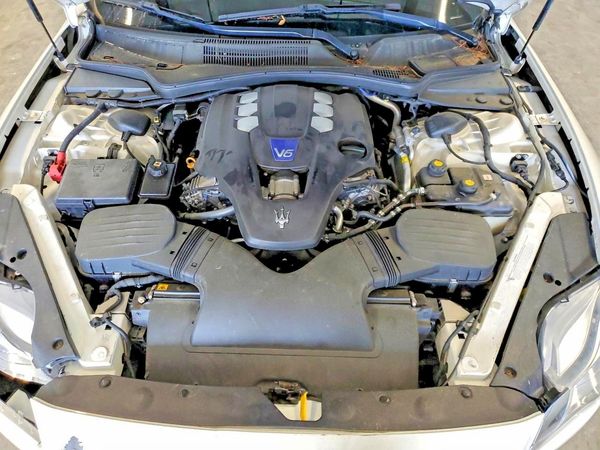 2015 MASERATI QUATTROPORTE