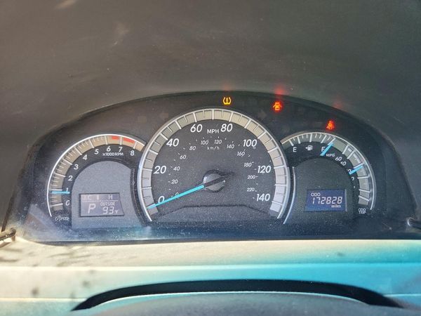 2012 TOYOTA CAMRY