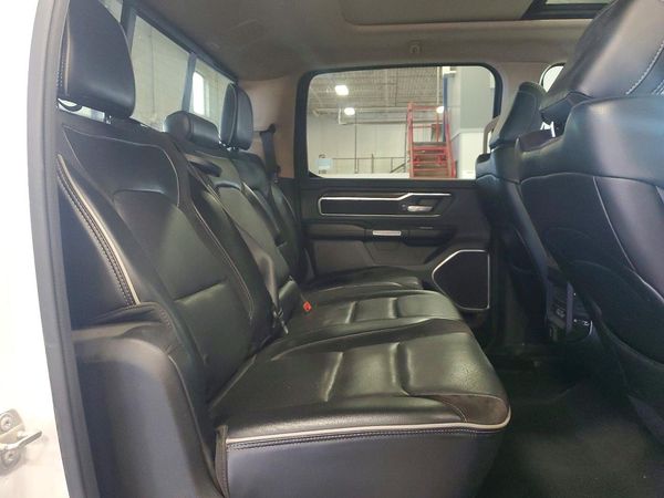 2019 RAM 1500 LARAMIE CREW CAB 4X4