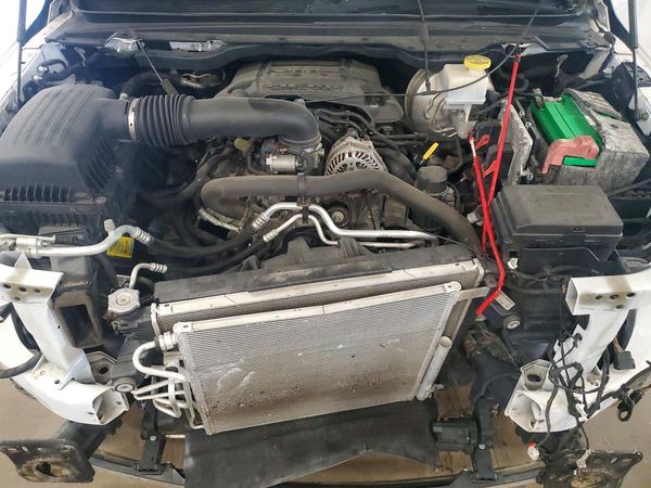 2019 RAM 1500 LARAMIE CREW CAB 4X4