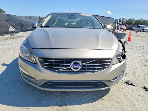 2014 VOLVO S60