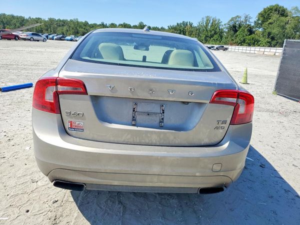 2014 VOLVO S60