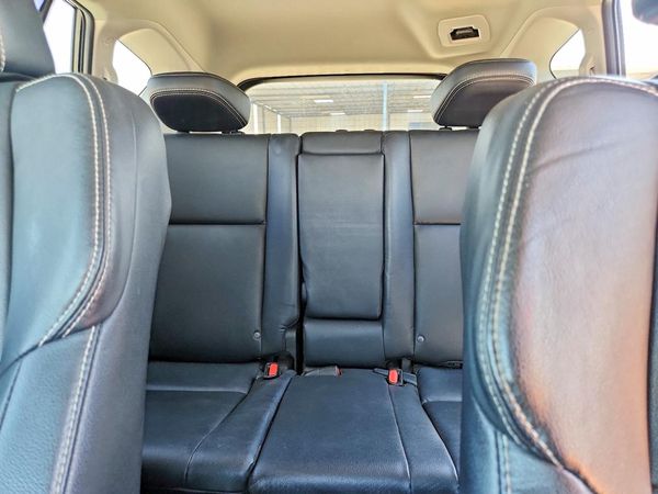 2017 TOYOTA RAV4 Ltd/SE Platinum