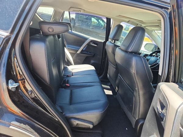 2017 TOYOTA RAV4 Ltd/SE Platinum