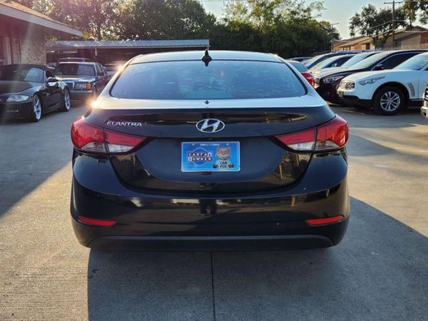 2014 HYUNDAI ELANTRA