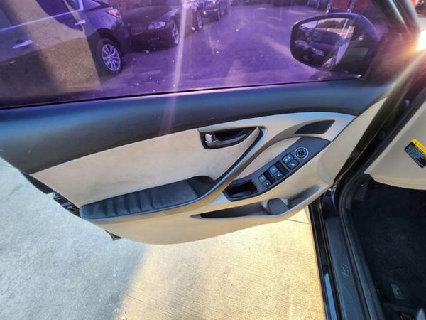 2014 HYUNDAI ELANTRA