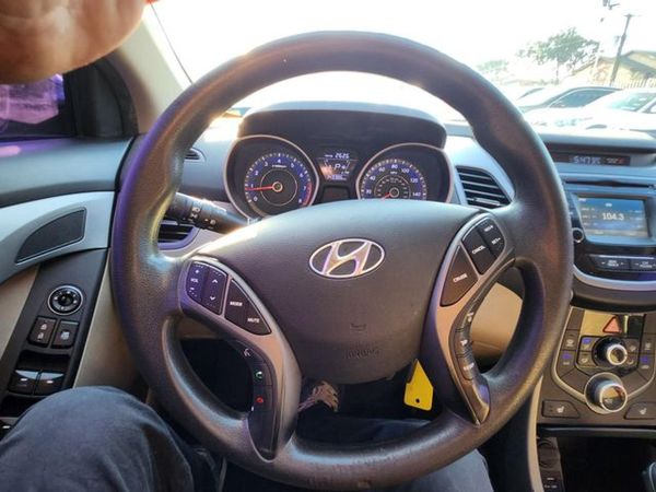 2014 HYUNDAI ELANTRA