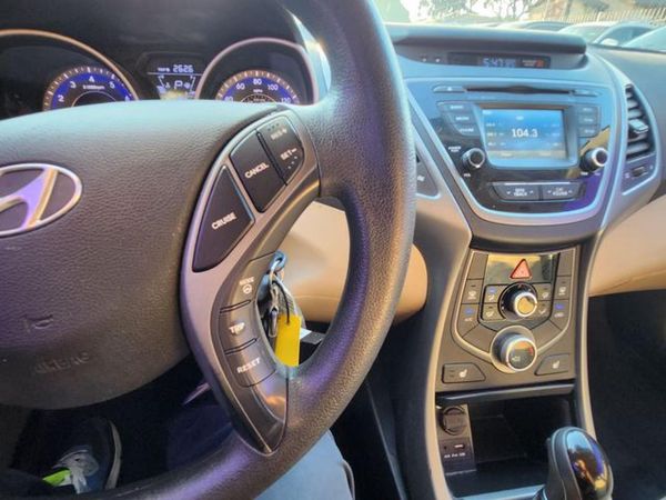 2014 HYUNDAI ELANTRA