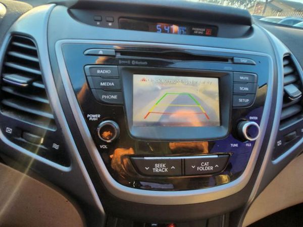 2014 HYUNDAI ELANTRA