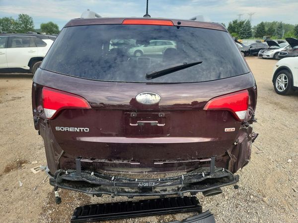 2015 KIA SORENTO GL