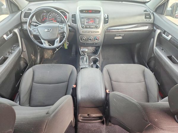 2015 KIA SORENTO GL