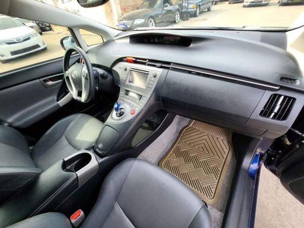 2014 TOYOTA PRIUS