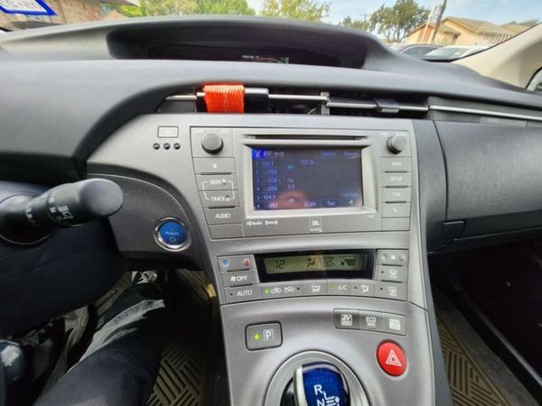 2014 TOYOTA PRIUS