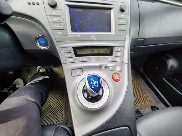 2014 TOYOTA PRIUS