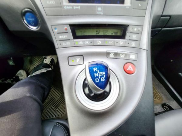 2014 TOYOTA PRIUS