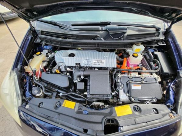 2014 TOYOTA PRIUS