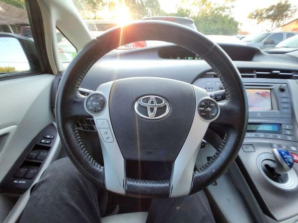 2012 TOYOTA PRIUS