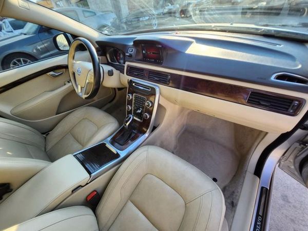 2015 VOLVO S80