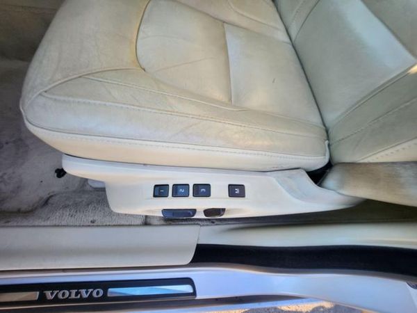 2015 VOLVO S80