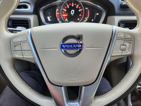 2015 VOLVO S80