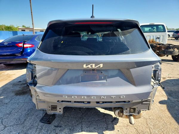 2022 KIA SORENTO LX