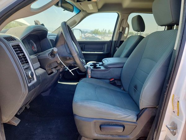 2016 RAM 2500 ST CREW CAB 4X4