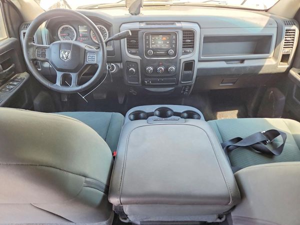 2016 RAM 2500 ST CREW CAB 4X4