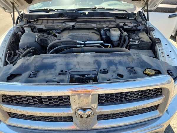 2016 RAM 2500 ST CREW CAB 4X4