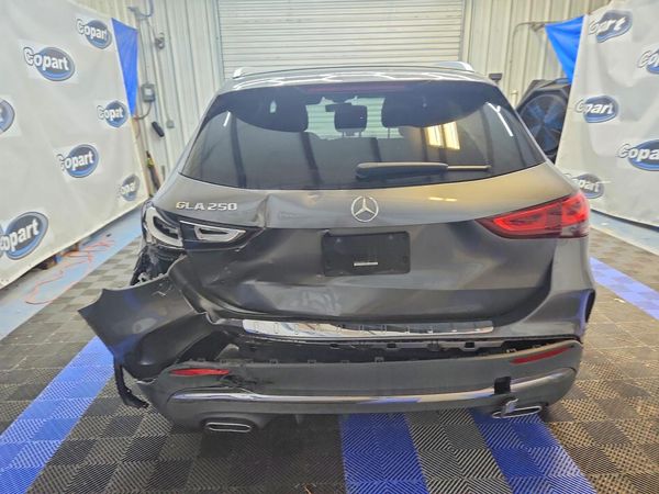 2021 MERCEDES-BENZ GLA GLA250