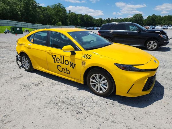 2026 TOYOTA CAMRY