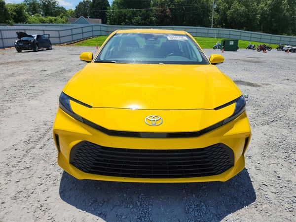 2026 TOYOTA CAMRY