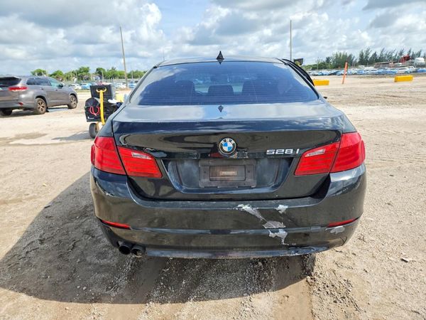 2013 BMW 528
