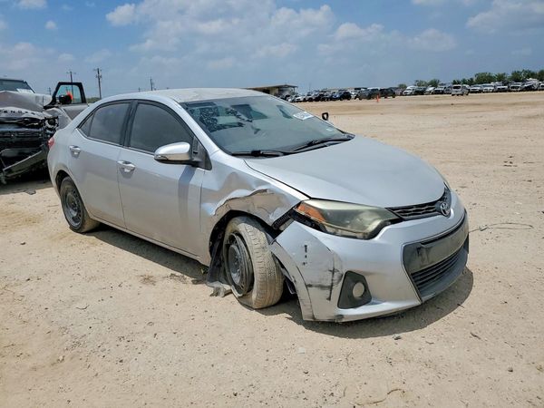 2015 TOYOTA COROLLA