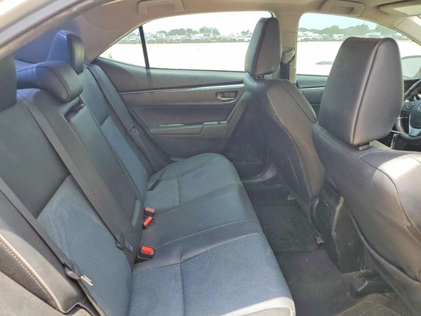 2015 TOYOTA COROLLA