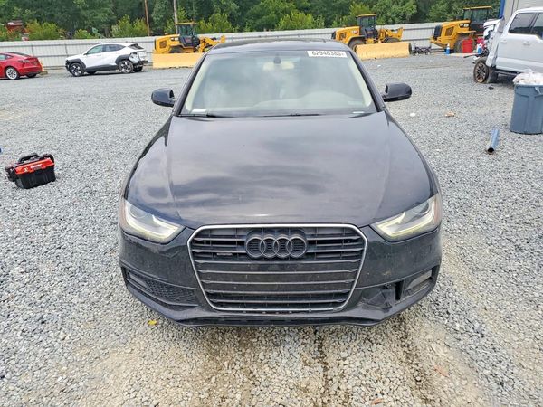 2015 AUDI A4 quattro Premium