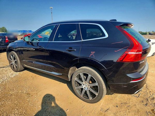 2021 VOLVO XC60 Inscription