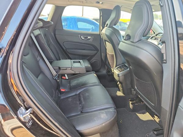 2021 VOLVO XC60 Inscription