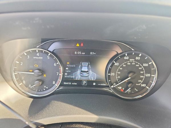 2023 INFINITI QX80 Premium