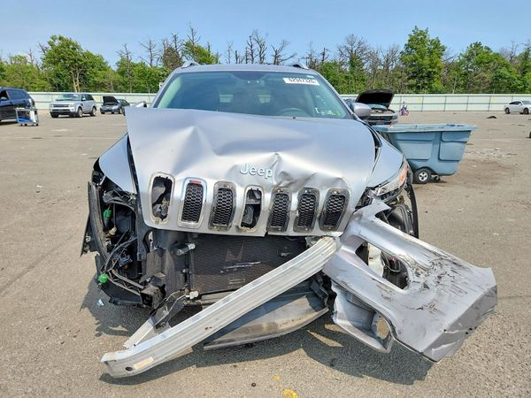 2015 JEEP CHEROKEE LATITUDE FWD