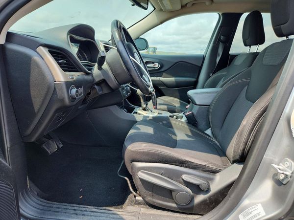 2015 JEEP CHEROKEE LATITUDE FWD