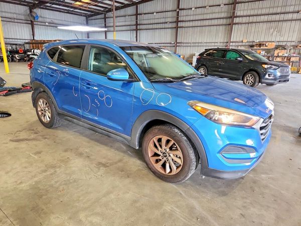 2018 HYUNDAI TUCSON SE Standard