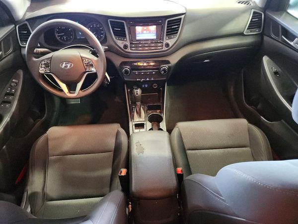 2018 HYUNDAI TUCSON SE Standard