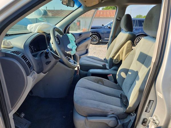 2014 KIA SEDONA GL