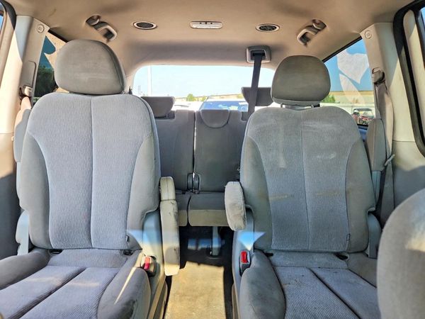 2014 KIA SEDONA GL