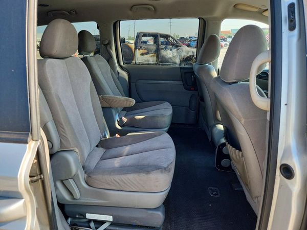 2014 KIA SEDONA GL